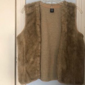 Fur vest